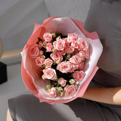 Букет «Поцелуй принцессы»  – нежные кустовые розы в королевском стиле Вытегра Вологодская область