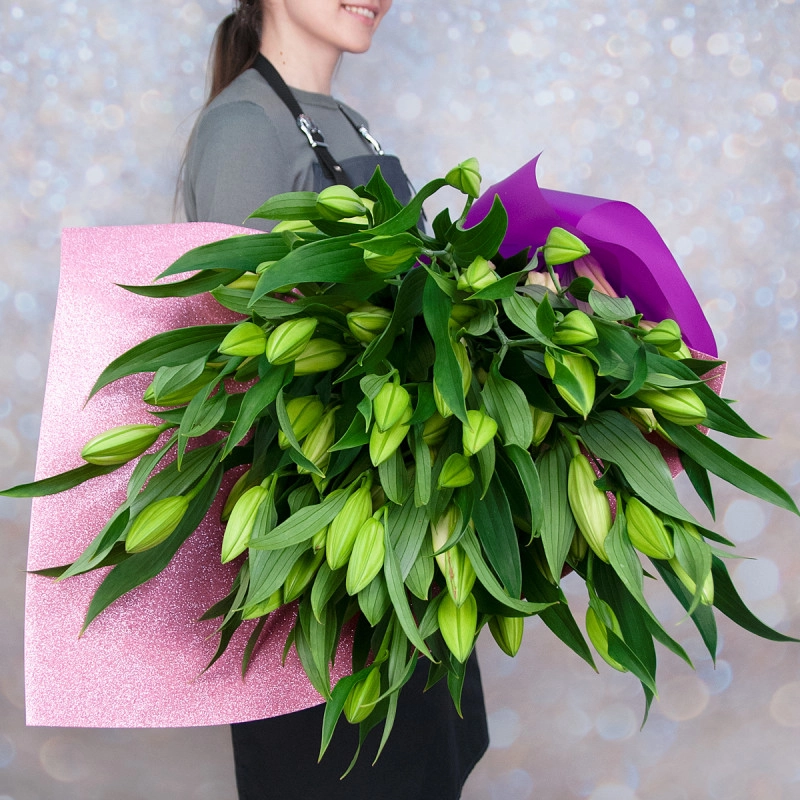 Изысканный букет из 15 свежих лилий – королевский подарок Вытегра Вологодская область