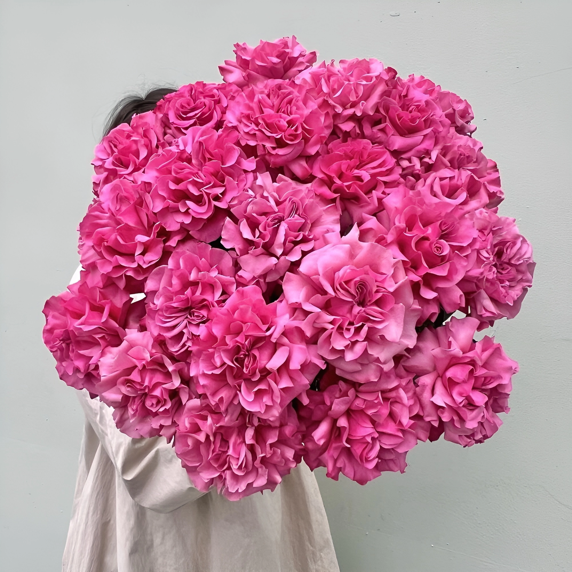 Роскошный букет из пионовидных роз – королевский подарок Вытегра Вологодская область