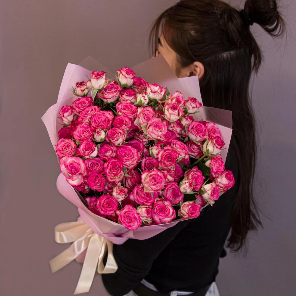 Букет «Розовый бум» – пышные кустовые розы в нежно-розовых тонах Вытегра Вологодская область