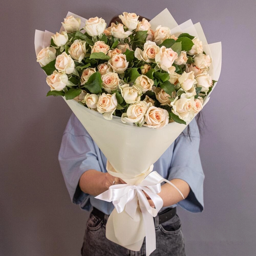 Букет «Персик» – пышные кустовые розы нежно-персикового оттенка Вытегра Вологодская область