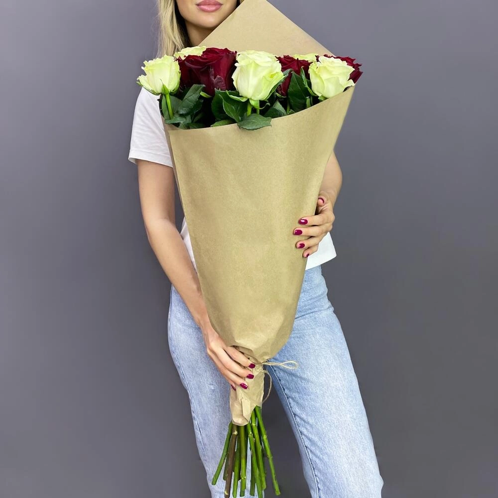 Букет «Инь-Ян» – гармония страсти и чистоты Вытегра Вологодская область