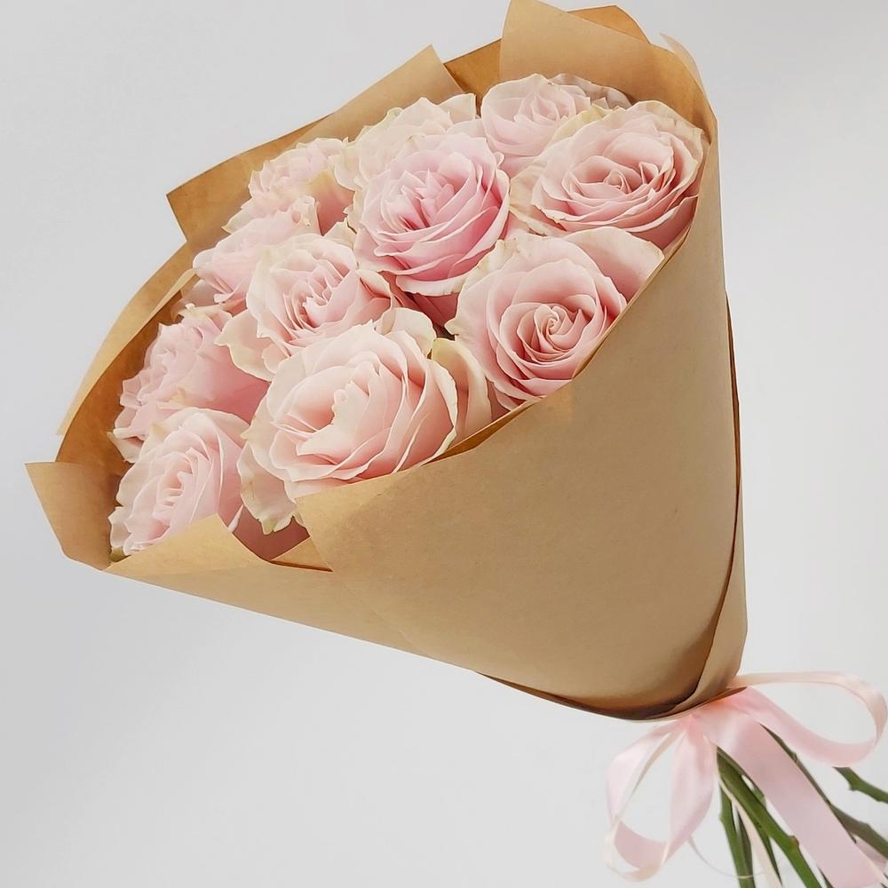 Букет из 11 розовых роз – нежность в каждом лепестке Вытегра Вологодская область