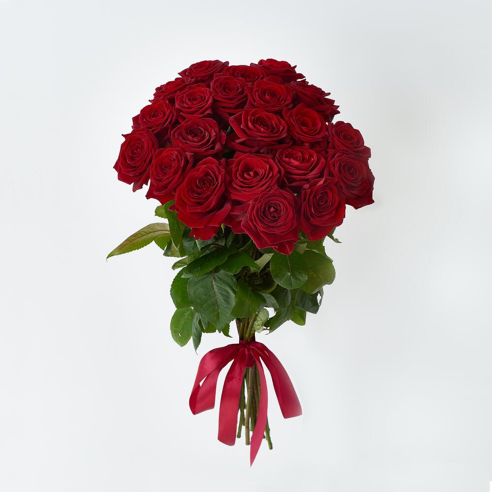 Роскошный букет из 21 красной розы – воплощение искренних чувств Вытегра Вологодская область