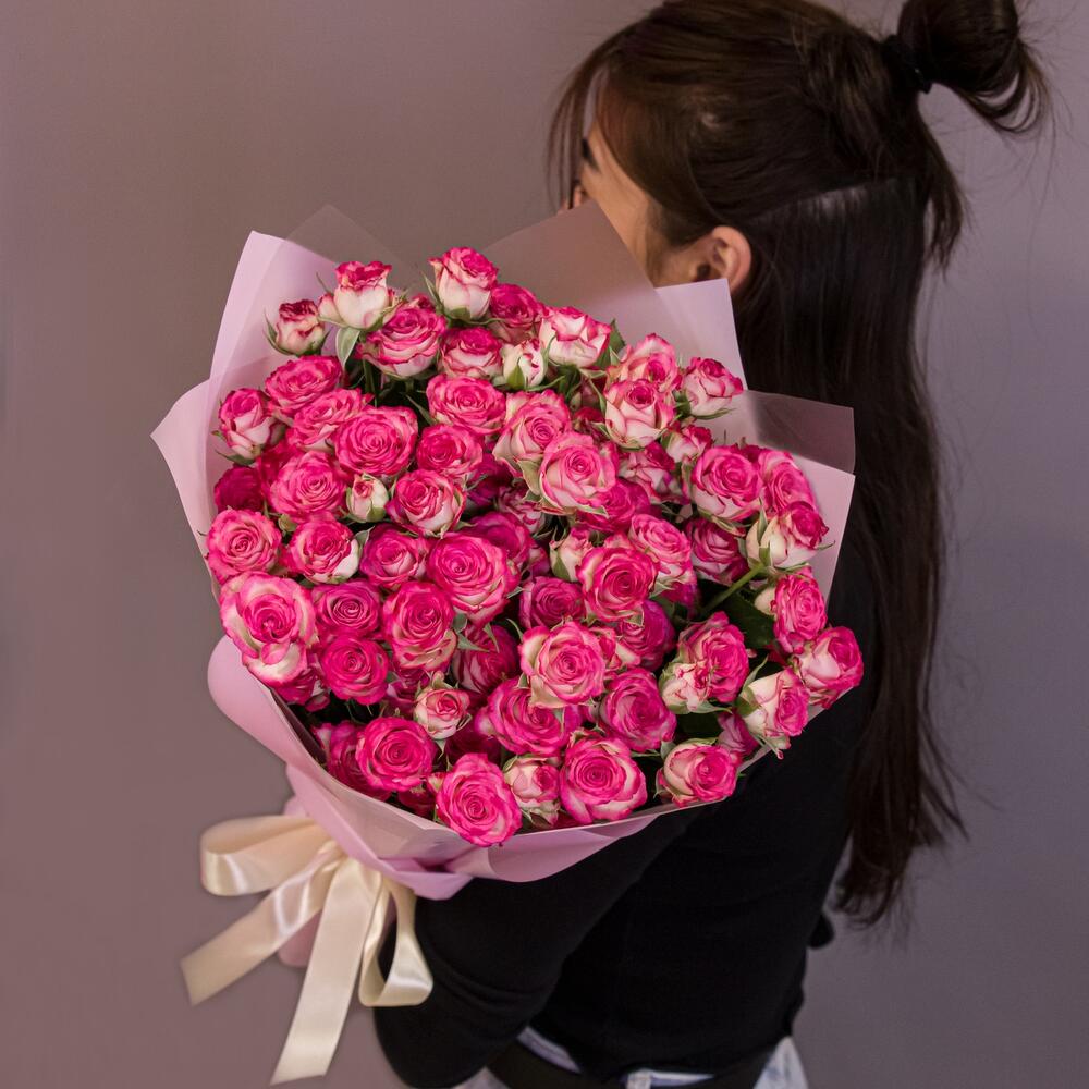 Букет «Розовый бум» – пышные кустовые розы в нежно-розовых тонах Вытегра Вологодская область